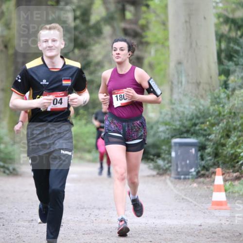 13.04.2025 - Hammer Lauf Jannik Wohlers http://msf.ph/oto/7643577 13.04.2025 11:56:09 Laufen 3, 15, 04, 180 meine-sportfotos.de