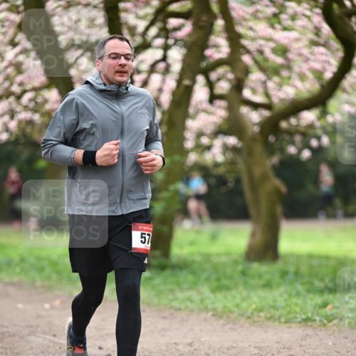 13.04.2025 - Hammer Lauf Dr. Thomas Lammeyer http://msf.ph/oto/7643586 13.04.2025 10:13:07 Laufen 15, 57 meine-sportfotos.de