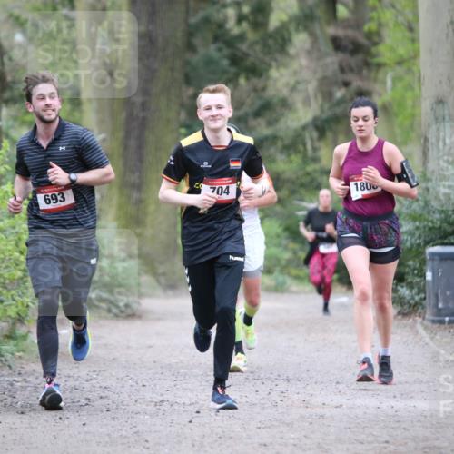 13.04.2025 - Hammer Lauf Jannik Wohlers http://msf.ph/oto/7643594 13.04.2025 11:56:08 Laufen 693, 15, 704, 1800 meine-sportfotos.de
