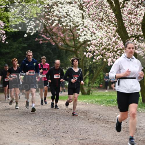 13.04.2025 - Hammer Lauf Dr. Thomas Lammeyer http://msf.ph/oto/7643612 13.04.2025 10:13:10 Laufen 1988, 1928, 12, 587, 269, 177 meine-sportfotos.de