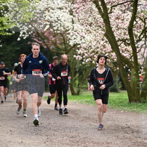 13.04.2025 - Hammer Lauf Dr. Thomas Lammeyer http://msf.ph/oto/7643649 13.04.2025 10:13:12 Laufen 1928, 269, 177 meine-sportfotos.de