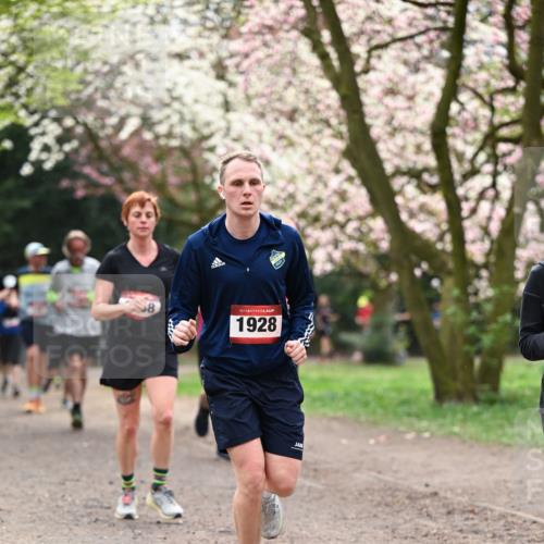 13.04.2025 - Hammer Lauf Dr. Thomas Lammeyer http://msf.ph/oto/7643670 13.04.2025 10:13:14 Laufen 15, 1928 meine-sportfotos.de