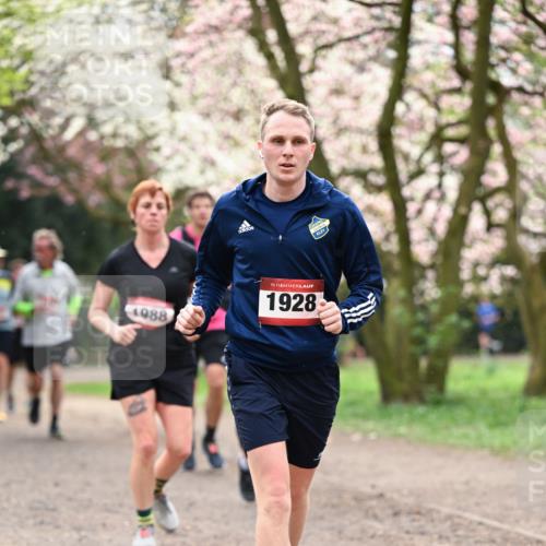 13.04.2025 - Hammer Lauf Dr. Thomas Lammeyer http://msf.ph/oto/7643687 13.04.2025 10:13:14 Laufen 1988, 15, 1928 meine-sportfotos.de