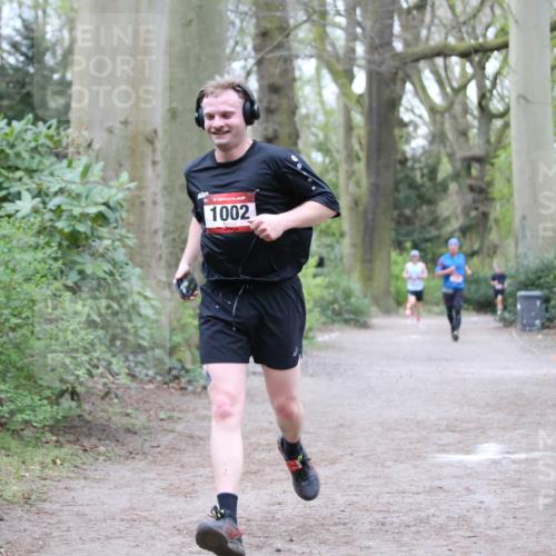 13.04.2025 - Hammer Lauf Jannik Wohlers http://msf.ph/oto/7643697 13.04.2025 11:55:35 Laufen 1002 meine-sportfotos.de