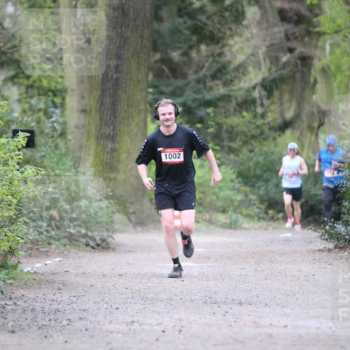 13.04.2025 - Hammer Lauf Jannik Wohlers http://msf.ph/oto/7643732 13.04.2025 11:55:28 Laufen 1002 meine-sportfotos.de