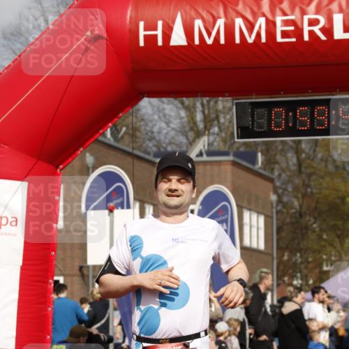 13.04.2025 - Hammer Lauf A. Gomolzig http://msf.ph/oto/7643752 13.04.2025 10:45:41 Ziel 209, 323, 573, 1069 meine-sportfotos.de