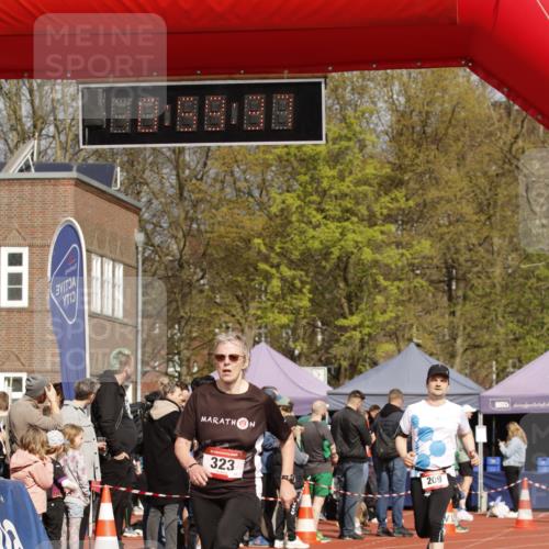 13.04.2025 - Hammer Lauf A. Gomolzig http://msf.ph/oto/7643767 13.04.2025 10:45:37 Ziel 110, 125, 209, 323 meine-sportfotos.de