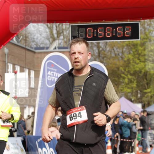 13.04.2025 - Hammer Lauf A. Gomolzig http://msf.ph/oto/7643822 13.04.2025 10:44:52 Ziel 181, 311, 694, 695, 823, 1927, 1928, 1986 meine-sportfotos.de