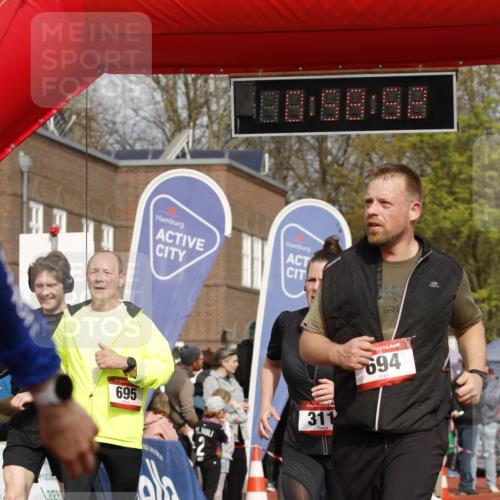 13.04.2025 - Hammer Lauf A. Gomolzig http://msf.ph/oto/7643828 13.04.2025 10:44:51 Ziel 181, 311, 694, 695, 823, 1927, 1928, 1986 meine-sportfotos.de