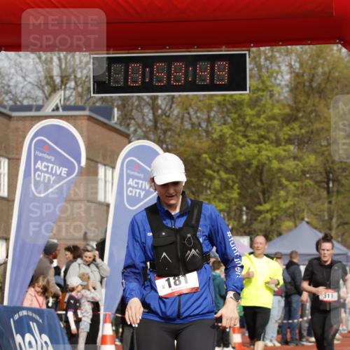 13.04.2025 - Hammer Lauf A. Gomolzig http://msf.ph/oto/7643834 13.04.2025 10:44:48 Ziel 181, 291, 311, 694, 695, 752, 823, 1927, 1928, 1986 meine-sportfotos.de