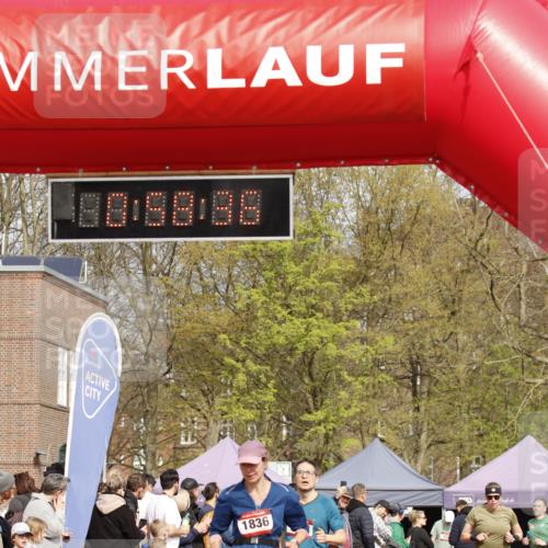 13.04.2025 - Hammer Lauf A. Gomolzig http://msf.ph/oto/7643879 13.04.2025 10:44:36 Ziel 776, 1288, 1836, 1982 meine-sportfotos.de