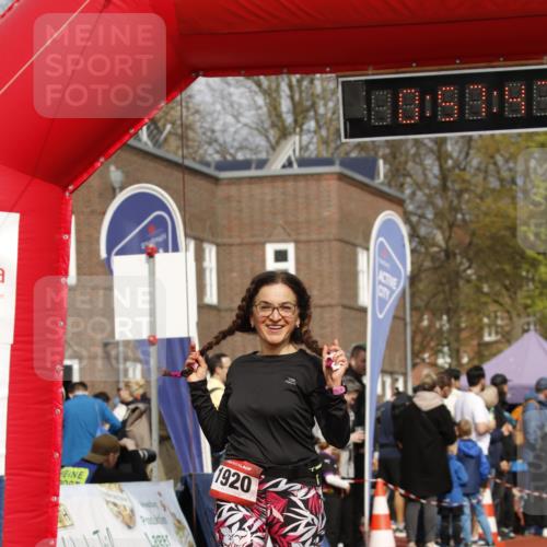 13.04.2025 - Hammer Lauf A. Gomolzig http://msf.ph/oto/7643974 13.04.2025 10:43:47 Ziel 136, 146, 1588, 1920, 1968 meine-sportfotos.de