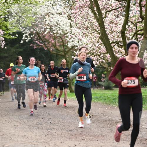 13.04.2025 - Hammer Lauf Dr. Thomas Lammeyer http://msf.ph/oto/7643986 13.04.2025 10:13:29 Laufen 3, 1982, 920, 1990, 313, 564, 375 meine-sportfotos.de