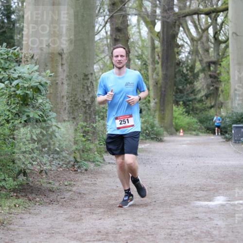 13.04.2025 - Hammer Lauf Jannik Wohlers http://msf.ph/oto/7644003 13.04.2025 11:54:26 Laufen 251 meine-sportfotos.de
