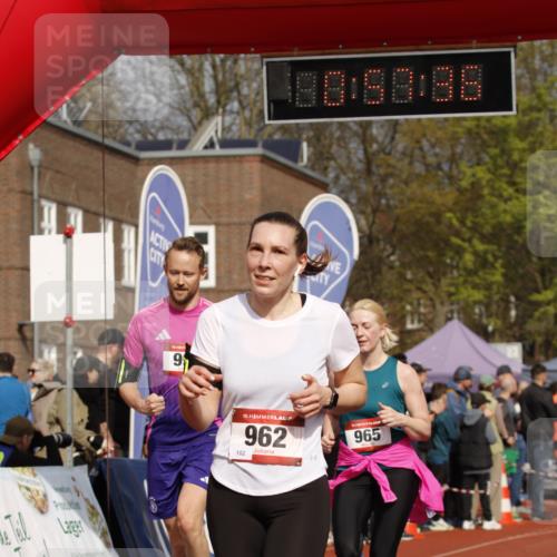 13.04.2025 - Hammer Lauf A. Gomolzig http://msf.ph/oto/7644017 13.04.2025 10:43:35 Ziel 159, 460, 544, 962, 965, 994, 1588, 1805, 1956 meine-sportfotos.de