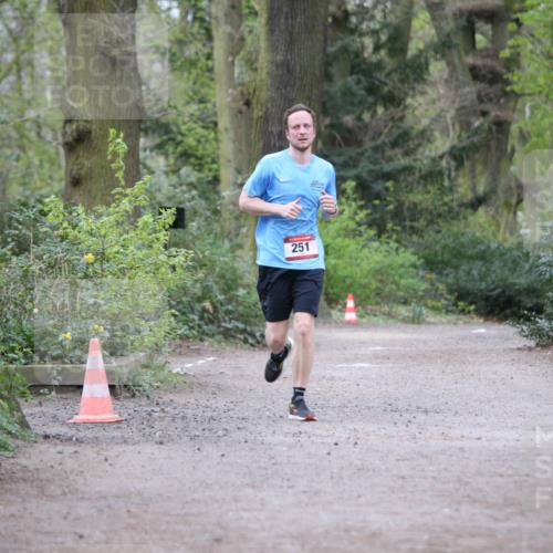 13.04.2025 - Hammer Lauf Jannik Wohlers http://msf.ph/oto/7644019 13.04.2025 11:54:23 Laufen 2511 meine-sportfotos.de