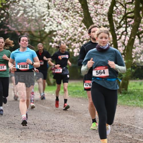 13.04.2025 - Hammer Lauf Dr. Thomas Lammeyer http://msf.ph/oto/7644025 13.04.2025 10:13:30 Laufen 331, 1982, 313, 676, 564 meine-sportfotos.de