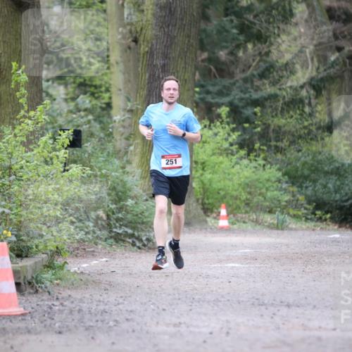 13.04.2025 - Hammer Lauf Jannik Wohlers http://msf.ph/oto/7644032 13.04.2025 11:54:21 Laufen 251 meine-sportfotos.de
