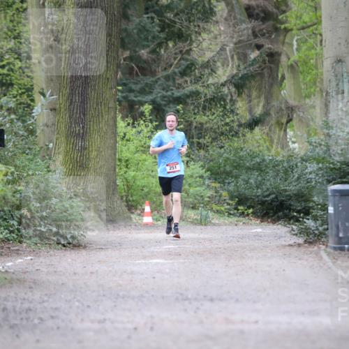 13.04.2025 - Hammer Lauf Jannik Wohlers http://msf.ph/oto/7644035 13.04.2025 11:54:16 Laufen 251 meine-sportfotos.de
