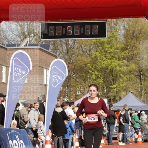 13.04.2025 - Hammer Lauf A. Gomolzig http://msf.ph/oto/7644090 13.04.2025 10:43:13 Ziel 288, 675, 1147 meine-sportfotos.de