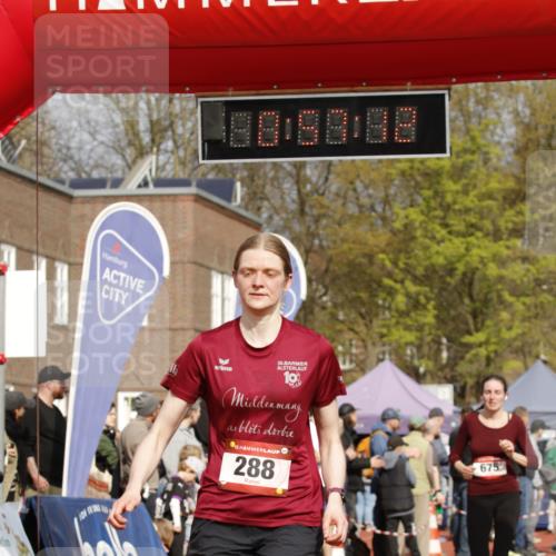 13.04.2025 - Hammer Lauf A. Gomolzig http://msf.ph/oto/7644093 13.04.2025 10:43:12 Ziel 288, 675, 1147 meine-sportfotos.de