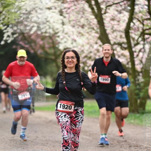 13.04.2025 - Hammer Lauf Dr. Thomas Lammeyer http://msf.ph/oto/7644108 13.04.2025 10:13:34 Laufen 291, 15, 1920, 1990 meine-sportfotos.de