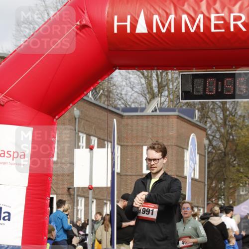 13.04.2025 - Hammer Lauf A. Gomolzig http://msf.ph/oto/7644262 13.04.2025 10:41:26 Ziel 151, 491, 587 meine-sportfotos.de
