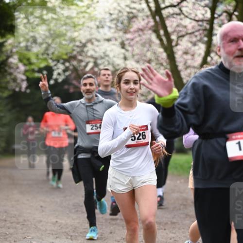 13.04.2025 - Hammer Lauf Dr. Thomas Lammeyer http://msf.ph/oto/7644283 13.04.2025 10:13:43 Laufen 254, 526, 1 meine-sportfotos.de
