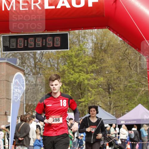 13.04.2025 - Hammer Lauf A. Gomolzig http://msf.ph/oto/7644299 13.04.2025 10:40:49 Ziel 498, 520, 1778, 1782 meine-sportfotos.de