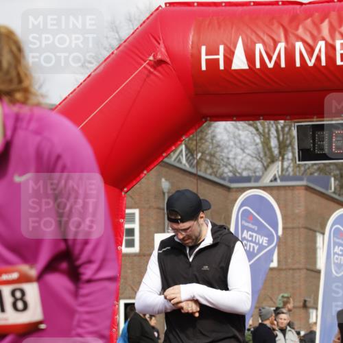 13.04.2025 - Hammer Lauf A. Gomolzig http://msf.ph/oto/7644319 13.04.2025 10:40:41 Ziel 180, 192, 261, 353, 499, 520, 1718, 1782 meine-sportfotos.de