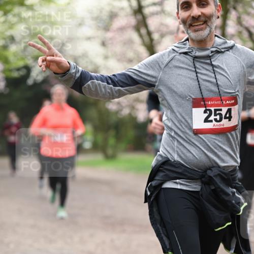 13.04.2025 - Hammer Lauf Dr. Thomas Lammeyer http://msf.ph/oto/7644330 13.04.2025 10:13:45 Laufen 15, 254 meine-sportfotos.de