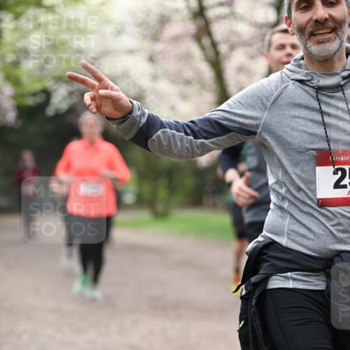 13.04.2025 - Hammer Lauf Dr. Thomas Lammeyer http://msf.ph/oto/7644335 13.04.2025 10:13:45 Laufen 1, 2 meine-sportfotos.de