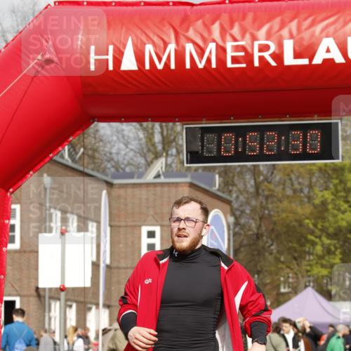 13.04.2025 - Hammer Lauf A. Gomolzig http://msf.ph/oto/7644489 13.04.2025 10:38:29 Ziel 450, 935 meine-sportfotos.de