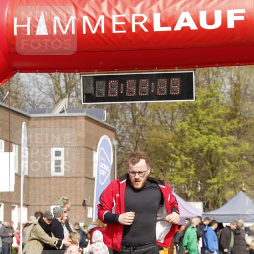 13.04.2025 - Hammer Lauf A. Gomolzig http://msf.ph/oto/7644493 13.04.2025 10:38:29 Ziel 450, 935 meine-sportfotos.de