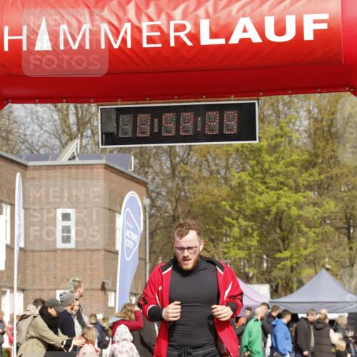13.04.2025 - Hammer Lauf A. Gomolzig http://msf.ph/oto/7644497 13.04.2025 10:38:28 Ziel 131, 450, 935 meine-sportfotos.de