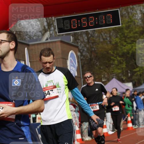 13.04.2025 - Hammer Lauf A. Gomolzig http://msf.ph/oto/7644500 13.04.2025 10:38:16 Ziel 131, 627, 647, 767, 953, 956 meine-sportfotos.de