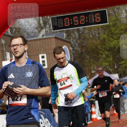 13.04.2025 - Hammer Lauf A. Gomolzig http://msf.ph/oto/7644503 13.04.2025 10:38:16 Ziel 131, 627, 647, 767, 953, 956 meine-sportfotos.de