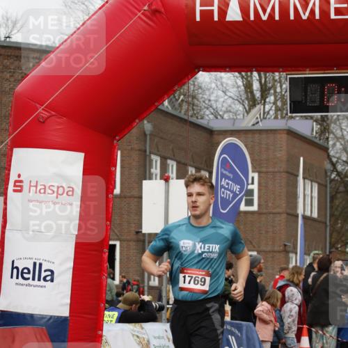 13.04.2025 - Hammer Lauf A. Gomolzig http://msf.ph/oto/7644589 13.04.2025 10:36:54 Ziel 1182, 1769, 1795 meine-sportfotos.de