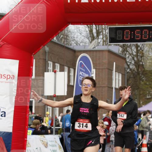 13.04.2025 - Hammer Lauf A. Gomolzig http://msf.ph/oto/7644614 13.04.2025 10:36:44 Ziel 314, 742 meine-sportfotos.de