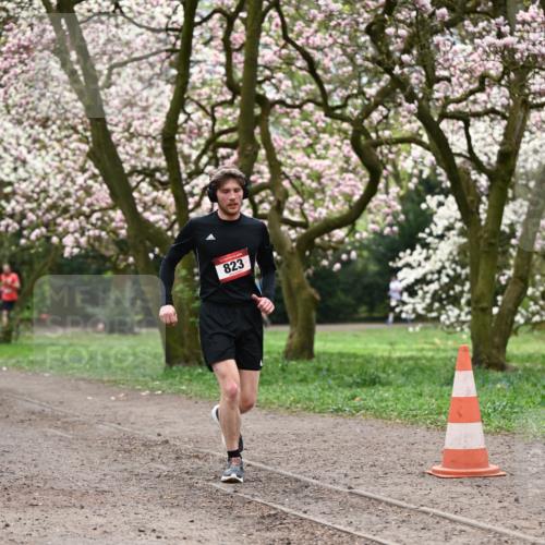 13.04.2025 - Hammer Lauf Dr. Thomas Lammeyer http://msf.ph/oto/7644705 13.04.2025 10:14:06 Laufen 823 meine-sportfotos.de