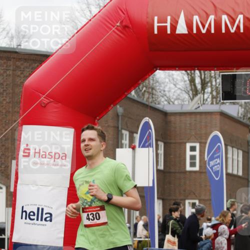 13.04.2025 - Hammer Lauf A. Gomolzig http://msf.ph/oto/7644824 13.04.2025 10:35:25 Ziel 430, 509 meine-sportfotos.de