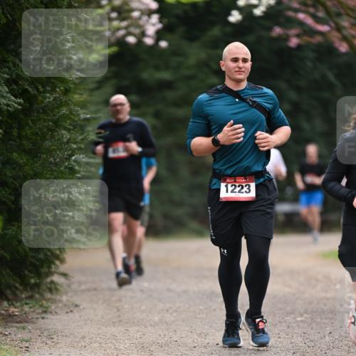 13.04.2025 - Hammer Lauf Dr. Thomas Lammeyer http://msf.ph/oto/7644914 13.04.2025 10:14:24 Laufen 1223 meine-sportfotos.de