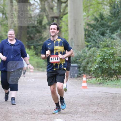 13.04.2025 - Hammer Lauf Jannik Wohlers http://msf.ph/oto/7645000 13.04.2025 11:48:50 Laufen 1371 meine-sportfotos.de