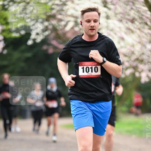 13.04.2025 - Hammer Lauf Dr. Thomas Lammeyer http://msf.ph/oto/7645122 13.04.2025 10:14:39 Laufen 15, 1010 meine-sportfotos.de