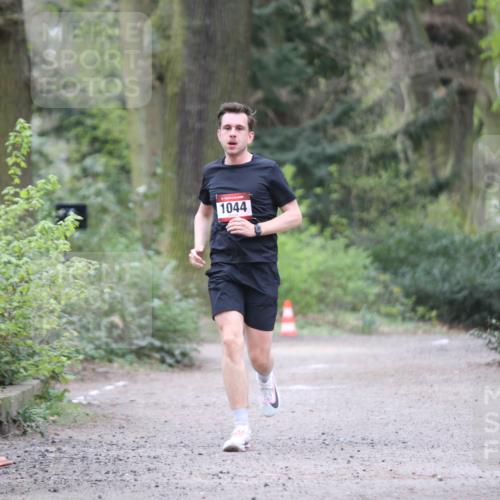 13.04.2025 - Hammer Lauf Jannik Wohlers http://msf.ph/oto/7645153 13.04.2025 11:47:49 Laufen 1044 meine-sportfotos.de