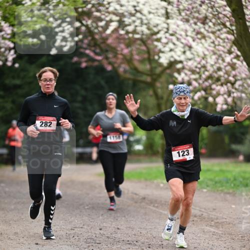 13.04.2025 - Hammer Lauf Dr. Thomas Lammeyer http://msf.ph/oto/7645190 13.04.2025 10:14:43 Laufen 15, 282, 1158, 15, 123 meine-sportfotos.de