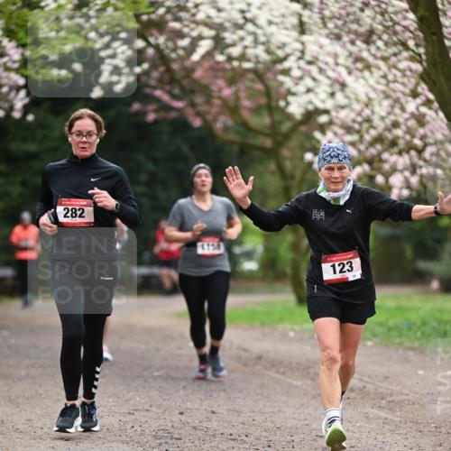 13.04.2025 - Hammer Lauf Dr. Thomas Lammeyer http://msf.ph/oto/7645194 13.04.2025 10:14:43 Laufen 15, 282, 1158, 15, 123, 55 meine-sportfotos.de