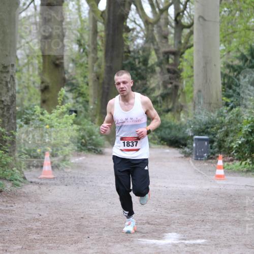 13.04.2025 - Hammer Lauf Jannik Wohlers http://msf.ph/oto/7645206 13.04.2025 11:47:23 Laufen 1837 meine-sportfotos.de