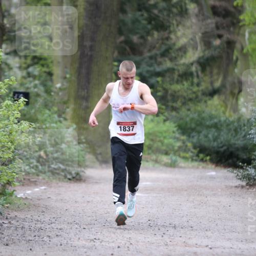 13.04.2025 - Hammer Lauf Jannik Wohlers http://msf.ph/oto/7645220 13.04.2025 11:47:20 Laufen 15, 1837 meine-sportfotos.de