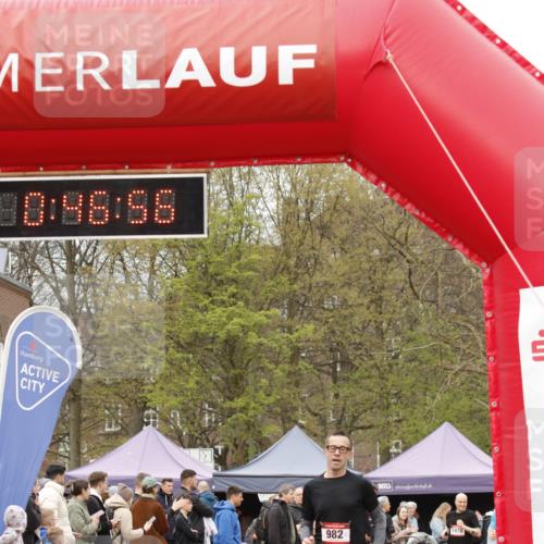 13.04.2025 - Hammer Lauf A. Gomolzig http://msf.ph/oto/7645293 13.04.2025 10:32:55 Ziel 189, 766, 982, 1757, 1976 meine-sportfotos.de